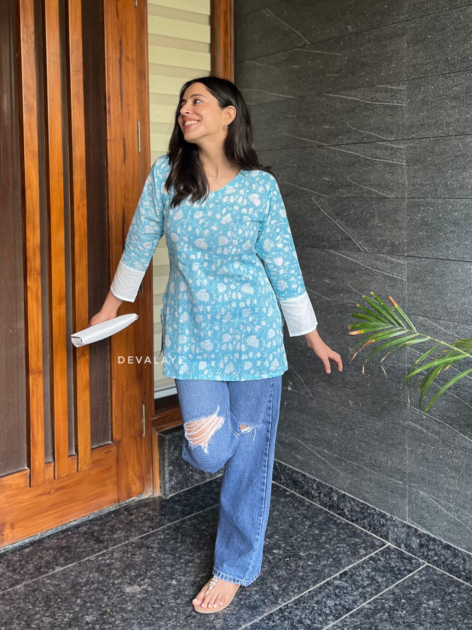 Sara Top Blue - Image 11