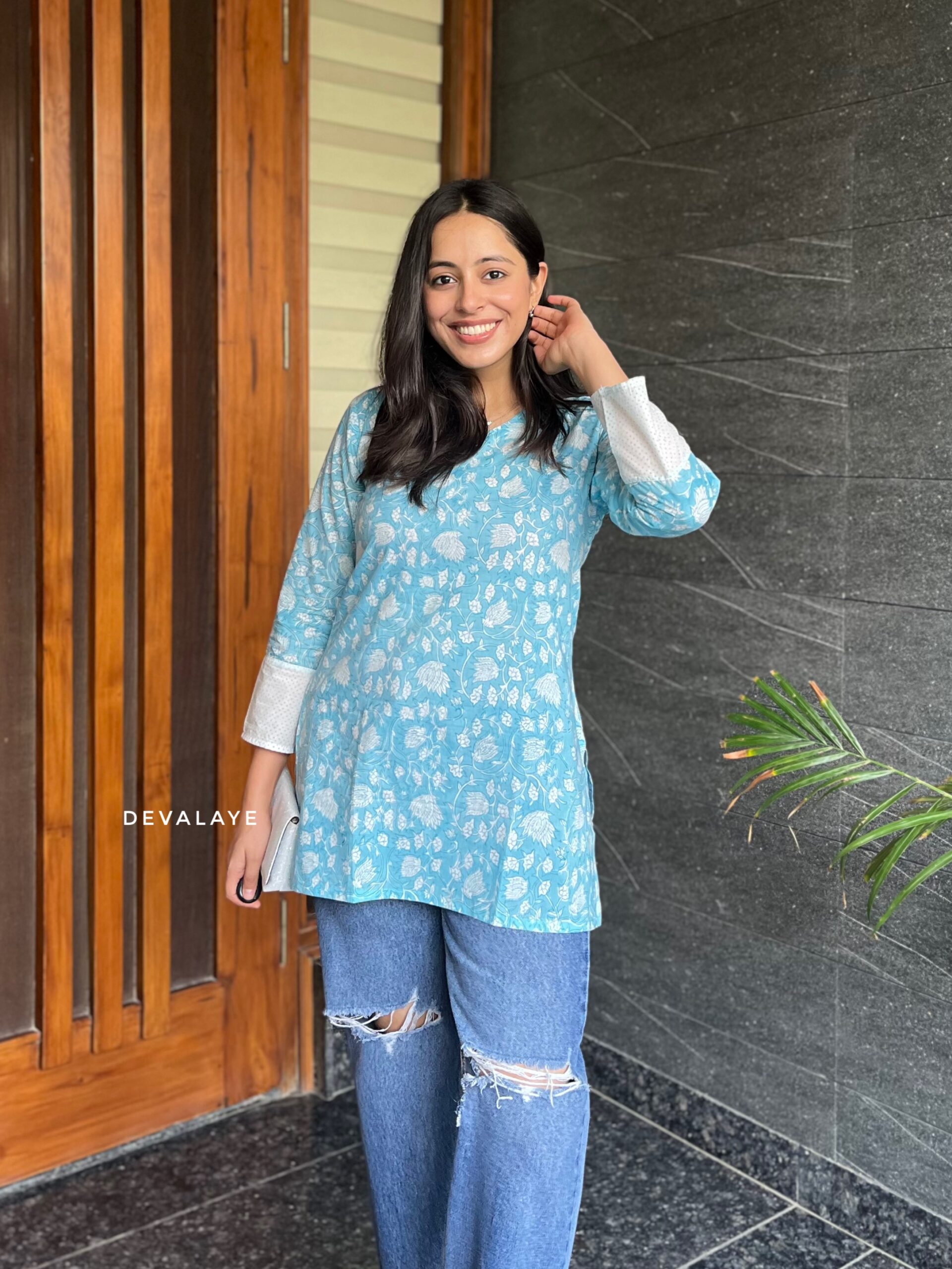 Sara Top Blue - Image 15