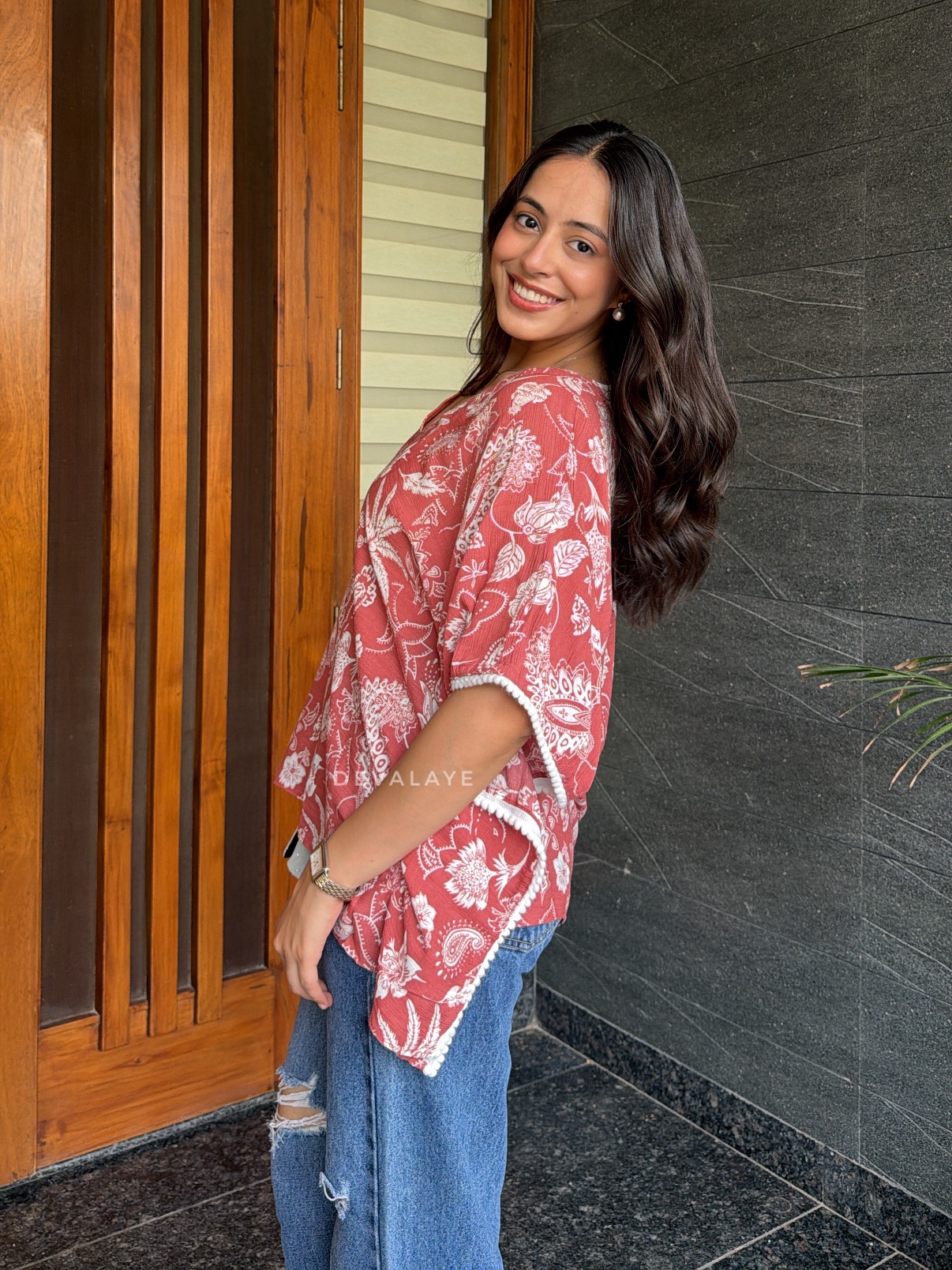 Nargis Kaftaan - Image 9